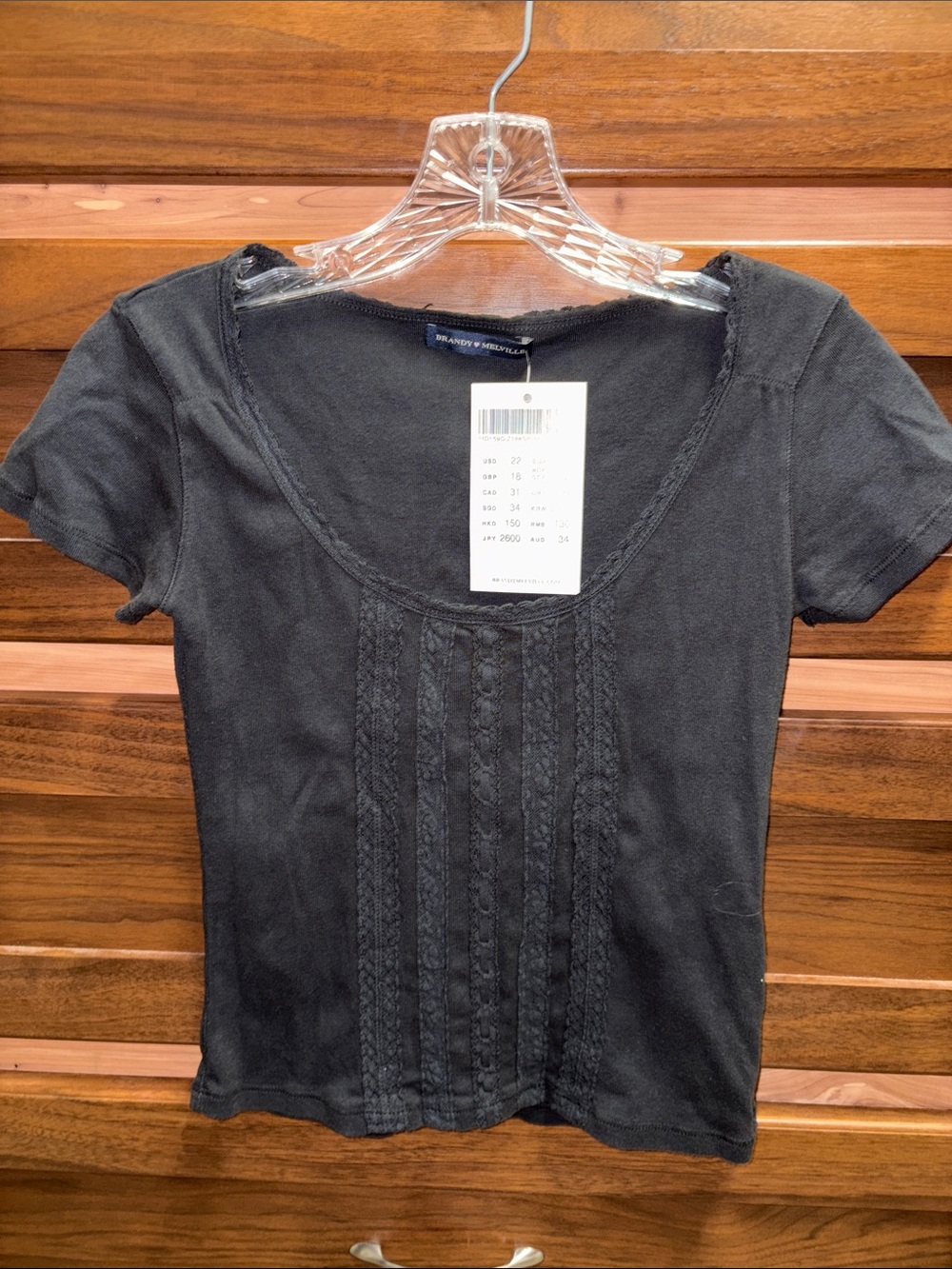 Brandy Melville NWT Black Short-Sleeve Scoop Neck Tee with Pintuck Detail